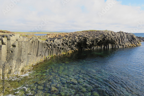 Basalt columns are formed when lava hits sea. They offer a beautiful scenerey and a harsh contrast between land an water © Marion