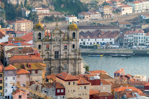 Portugal, Porto, Aerial view of Igreja dos Grilos and old town buildings