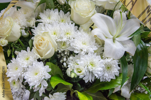  bouquet of white lilies  ,