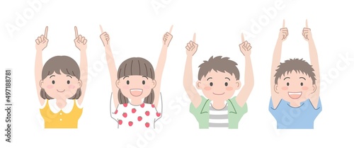 夏服を着て上を指差ししている男の子と女の子