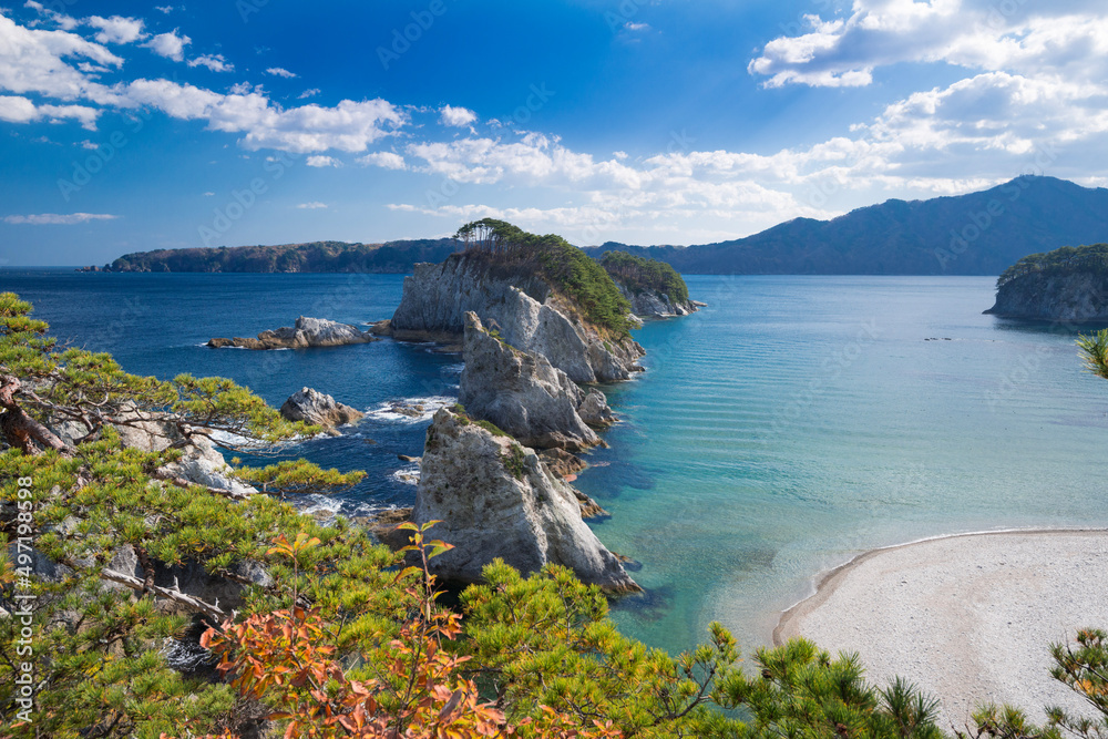 Fototapeta premium 紅葉の浄土ヶ浜