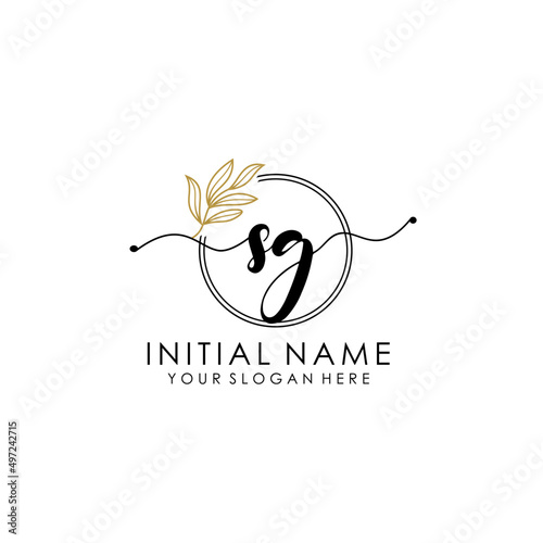 SG Luxury initial handwriting logo with flower template, logo for beauty, fashion, wedding, photography
