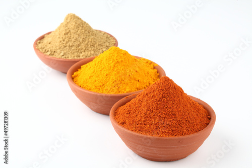 Fototapeta Naklejka Na Ścianę i Meble -  Indian spices, colour full spices in terracotta bowls