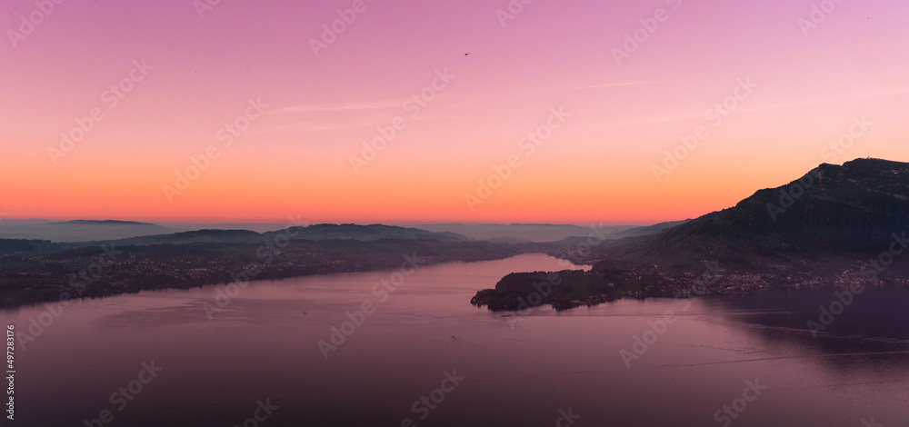 Sonnenuntergang am Vierwaldstättersee , Schweiz Sonnenuntergang am Vierwaldstättersee , Schweiz
