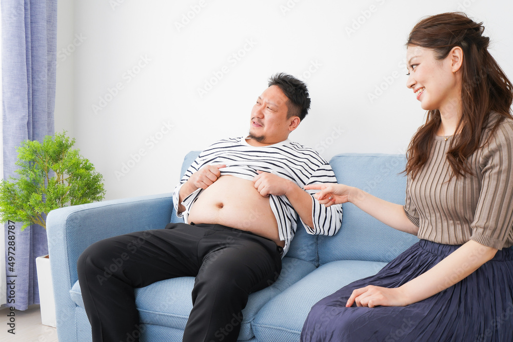 夫の体型を指摘する妻 夫の体型を指摘する妻