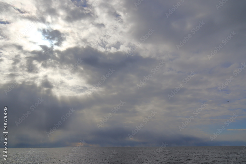 Obraz premium clouds over the sea