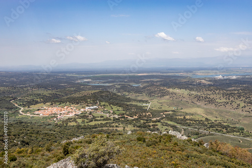 Obraz na płótnie Landscape of extremadura grassland with the Tajo river w salonie