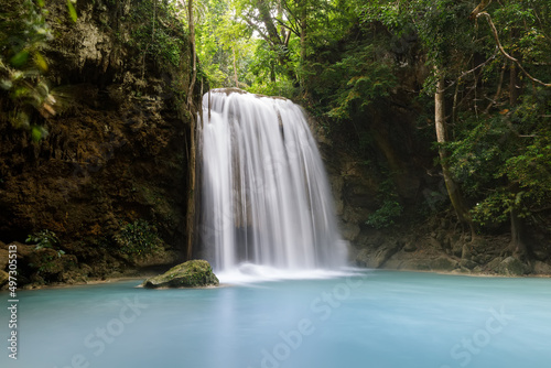 Fototapeta Naklejka Na Ścianę i Meble -  Erawan Waterfall,beautiful waterfall deep forest in Thailand