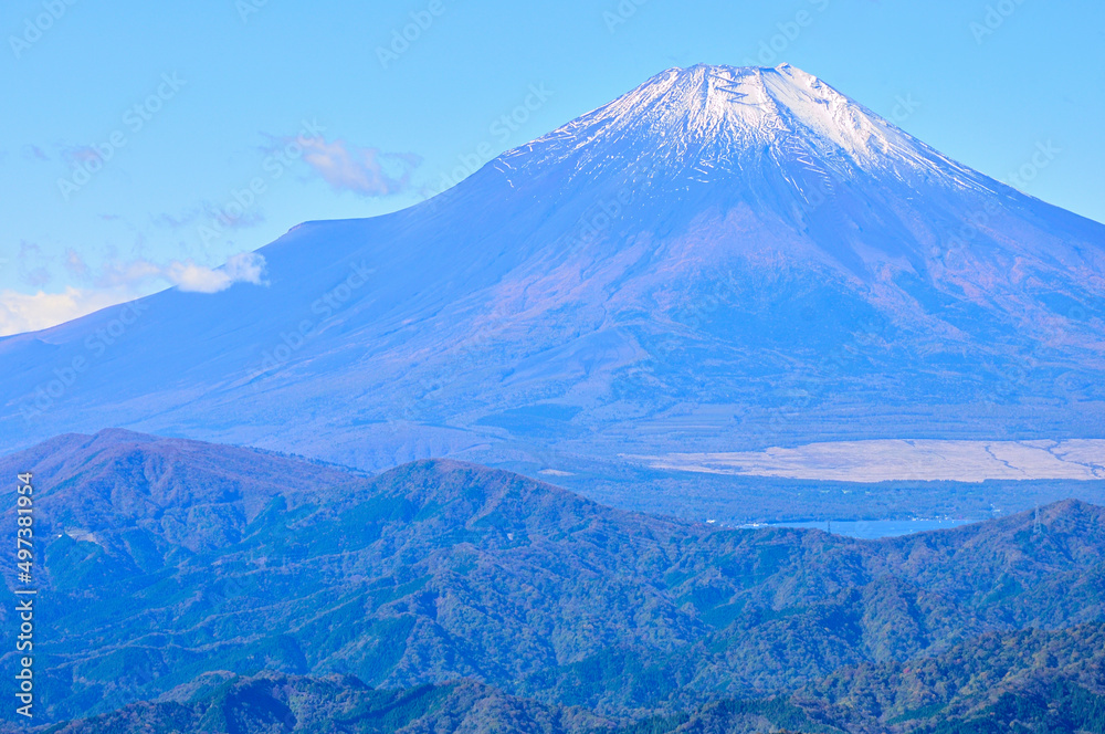 丹沢の檜洞丸より初冬の富士山を望む
