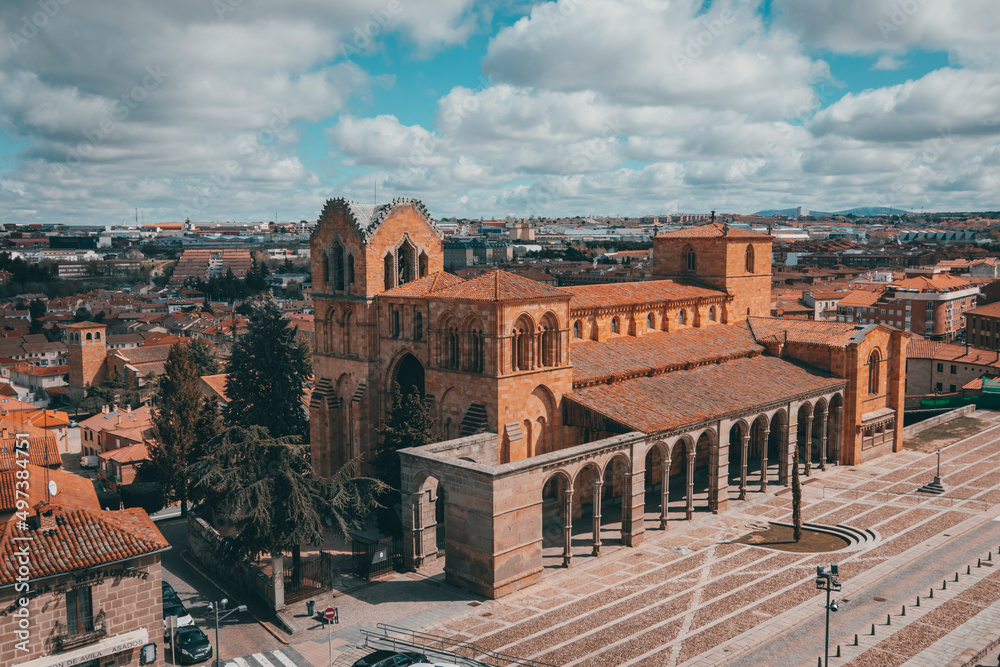 catedral , Avila ,España ,iglesia ,religión ,puerta ,basilical san Vicente