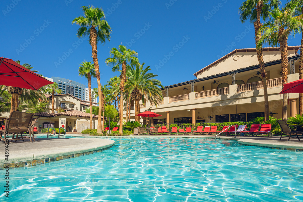 Outdoor pool and hot tub in Las Vegas Tuscany Suites and Casinos Resort  foto de Stock | Adobe Stock