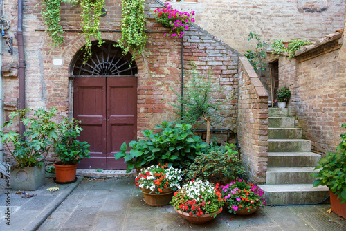 Fototapeta Naklejka Na Ścianę i Meble -  Buonconvento, medieval city in Siena province