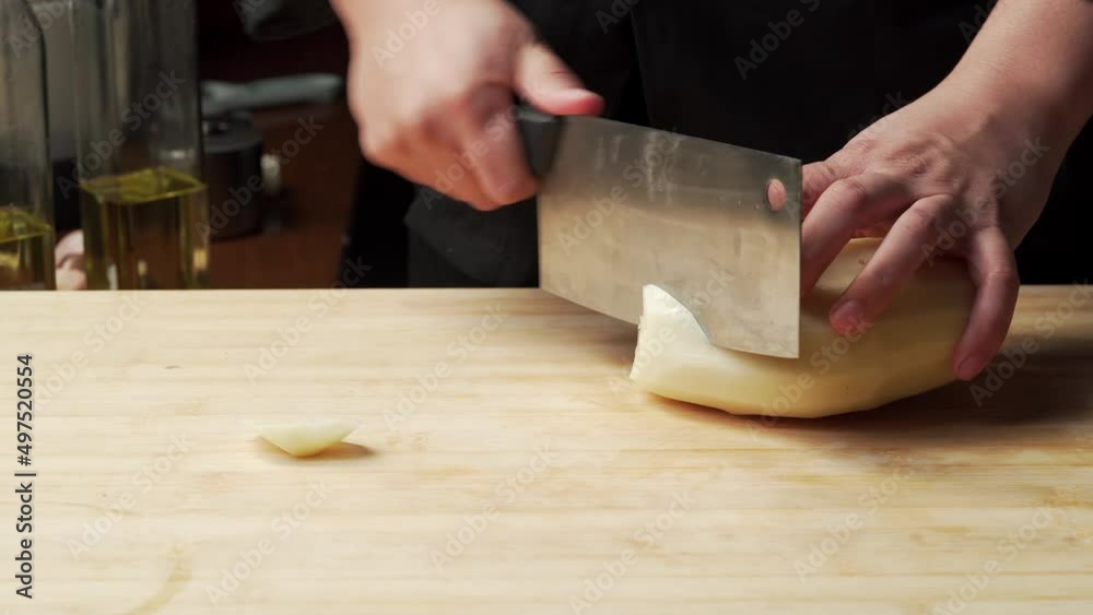 The local characteristic stew of Northeast China, the cooking process of potatoes and lentils The local characteristic stew of Northeast China, the cooking process of potatoes and lentils
