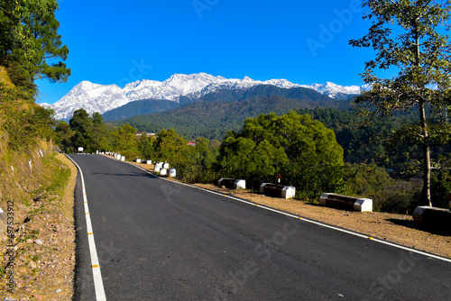 road to the mountains