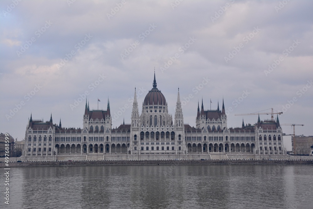 Obraz premium hungarian parliament building