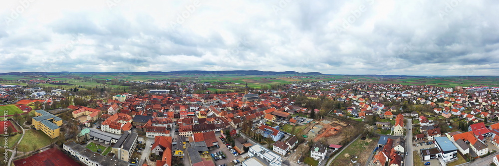 Luftbild von Bad Königshofen mit Sehenswürdigkeiten von der Stadt