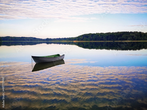 Obraz na płótnie Morgendämmerung am Lübbesee bei Templin, Land Brandenburg, Deutschland w salonie