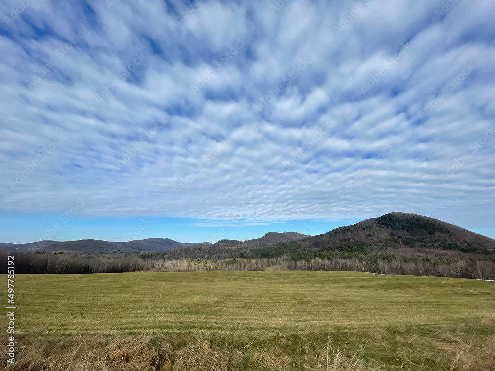Fototapeta premium Cloudy Vermont Landscape
