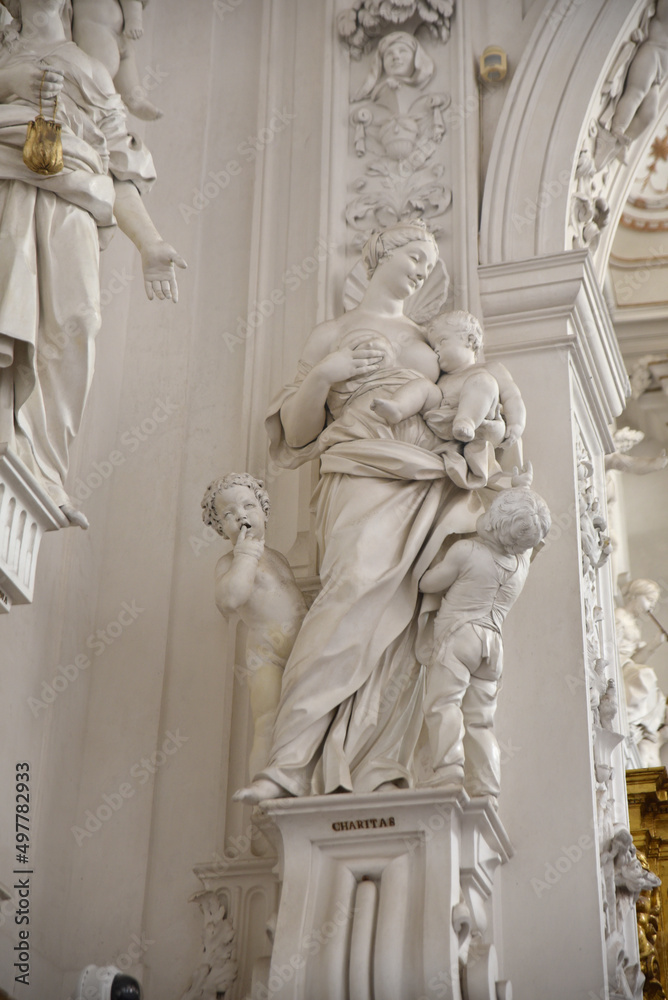 Vierge à l'Enfant de San Lorenzo à Palerme. Sicile