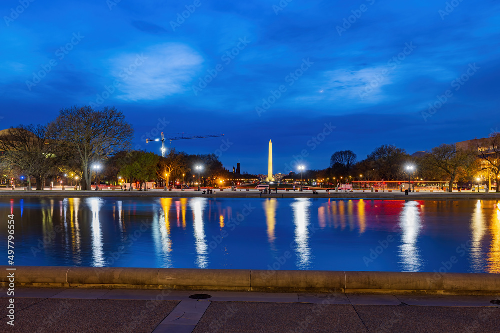 Evening view of the Washington Monument