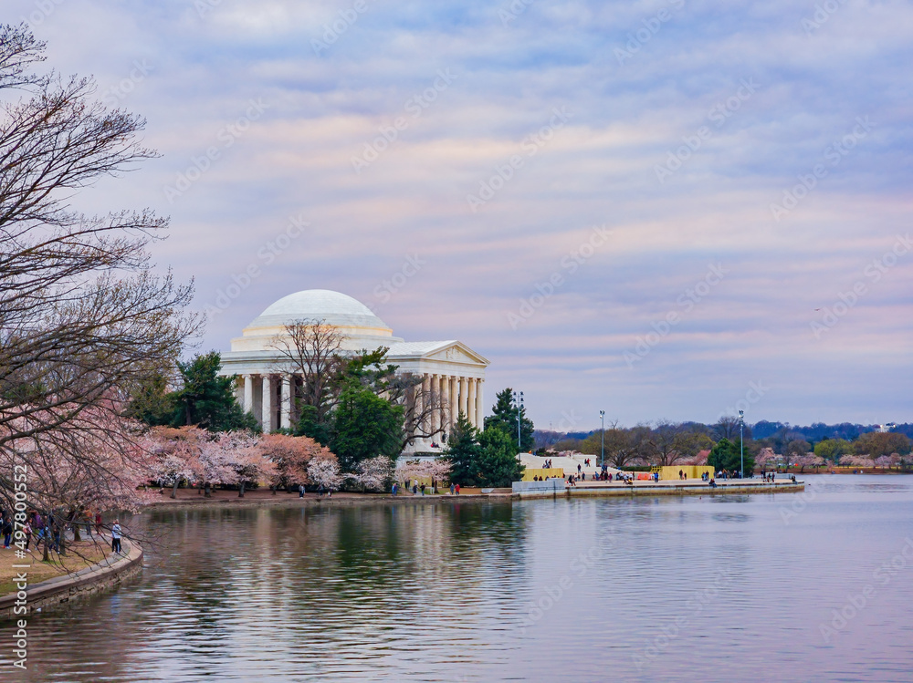 Daytime view of The Thomas Jefferson Memorial