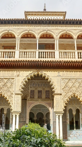 palais de l'Alcazar de Séville, jardin et pavillon en Andalousie détails de l'architecture arabo-andalouse