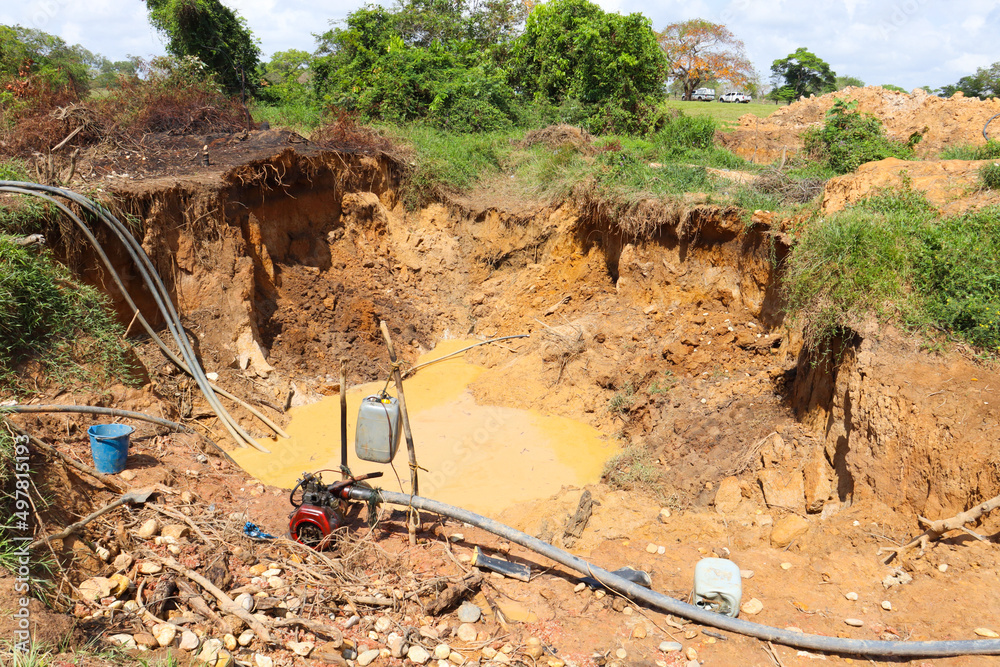 Foto de Minería ilegal en Colombia y sus consecuencias ambientales do ...