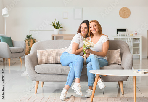 Young woman and her mother ...