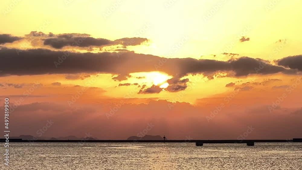 沖縄 那覇泊港近くから見たの那覇港の夕景 沖縄 那覇泊港近くから見たの那覇港の夕景