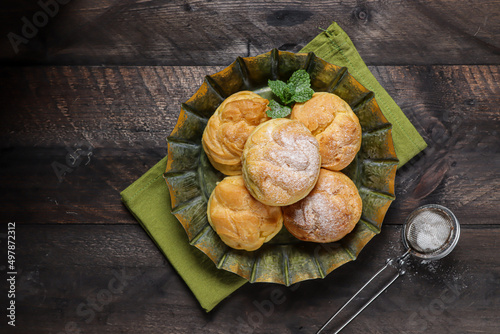 Kue Sus or Vanilla Soes Cakes (sus vla), A traditional French choux dough filled with custard.