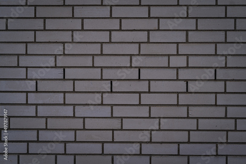ściana z białych cegieł