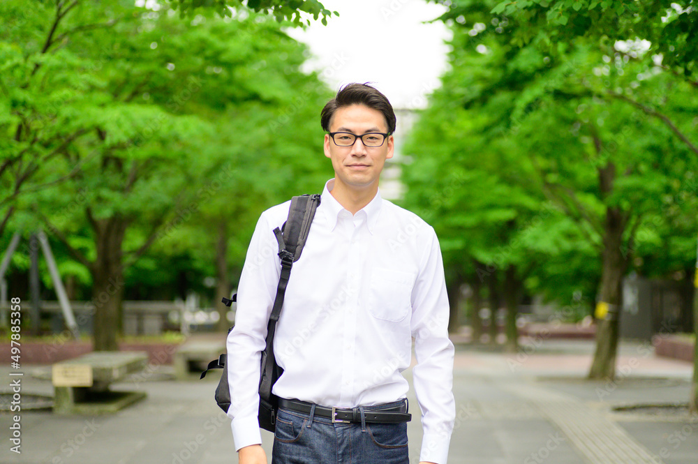 Fototapeta premium ビジネス 男性 笑顔 ポートレート