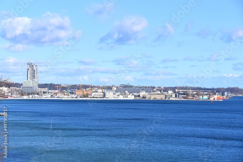 Gdynia, miasto portowe nad Bałtykiem, miejscowość wypoczynkowa, nad morzem,