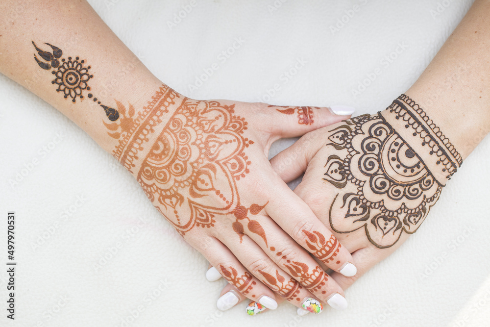 Foto henna drawing mehendi