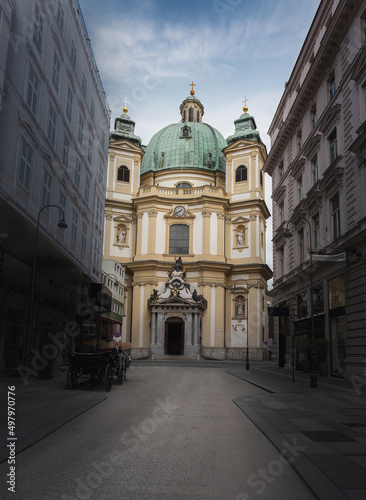 St Peter Church (Peterskirche) - Vienna, Austria © diegograndi