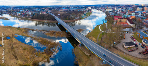 Gorzów Wielkopolski, widok z lotu ptaka na Most Lubuski nad rzeką Warta 