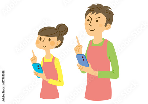 男女　スマホ　エプロン