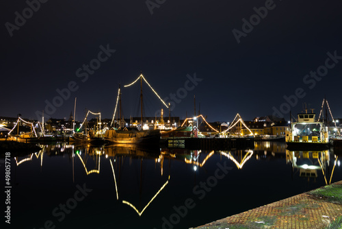 Harbour at night 