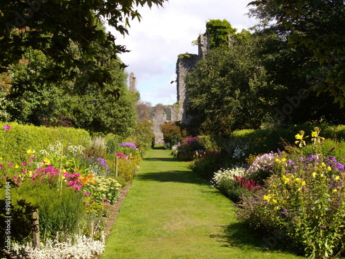 Fotografía Park und Burgruine in Castle Kennedys Garden, Schottland