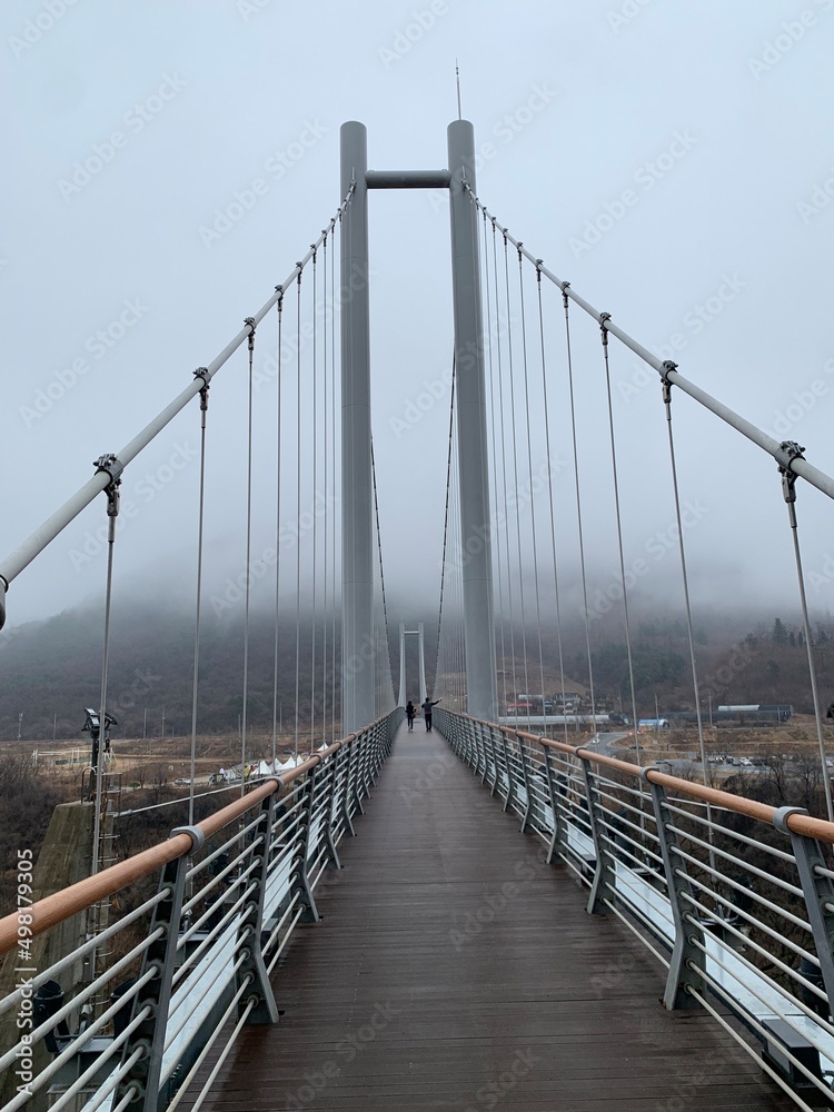 경기도 포천 멍우리협곡 하늘다리, 안개, 운무, 비오는 날 / Sky bridge, fog, cloud fog, rainy day in Pocheon, Gyeonggi-do 