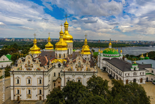 Scenic view of Cathedral of the Dormition and Refectory Church in Kyiv Pechersk Lavra monastery, Kyiv, Ukraine