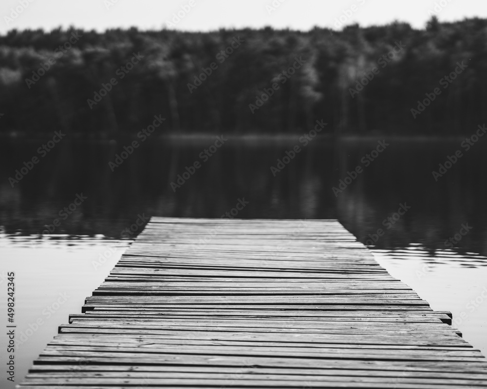 Fototapeta premium pier on the lake