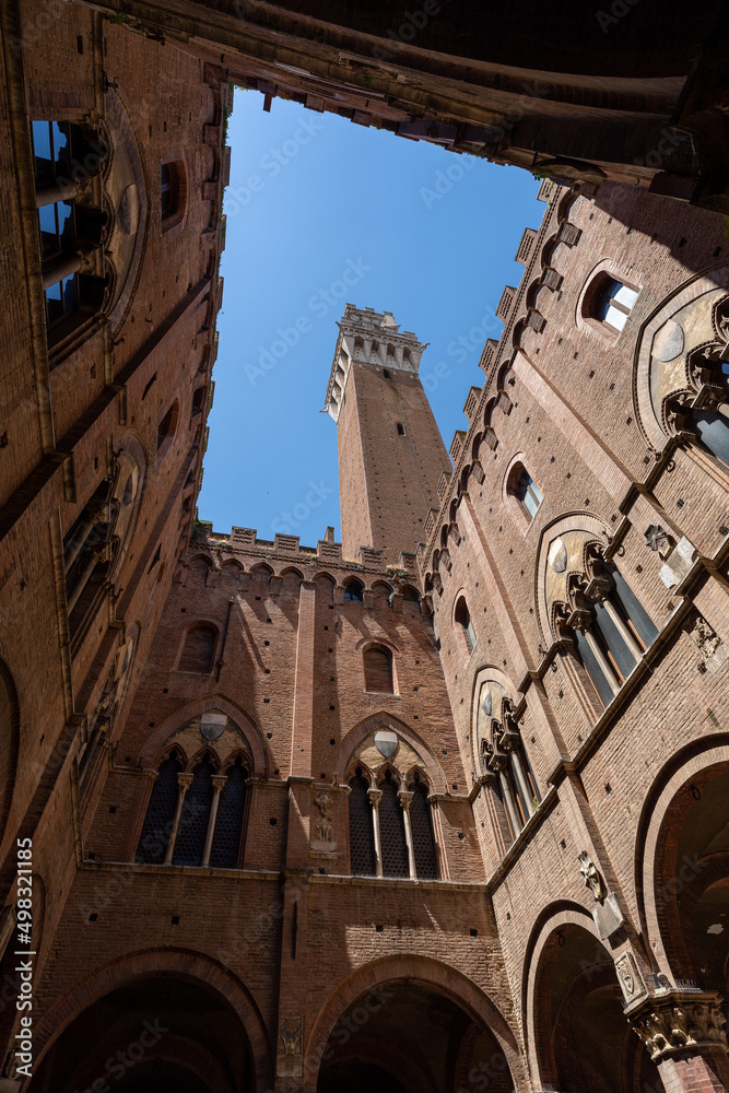 Torre del Mangia, Siena, Tuscany, Italy, tower of the square-shaped shell and the white marble cathedral