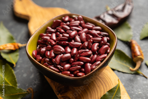 Raw red kidney beans