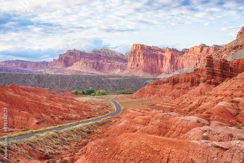 Beautiful Cliffs & Buttes in Capitol Reef Nation Park, Utah