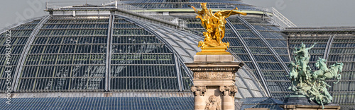 Grand Palais statue photo