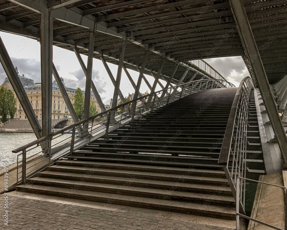 Parisian bridge Parisian bridge