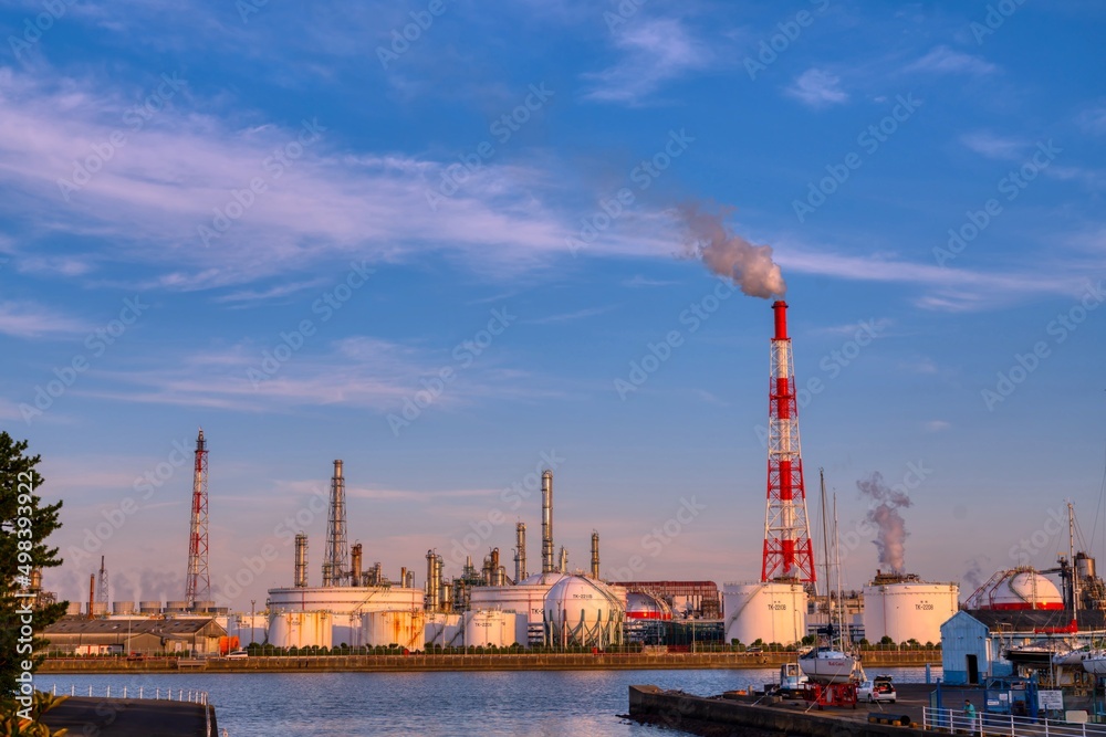 Naklejka premium 工場夕景