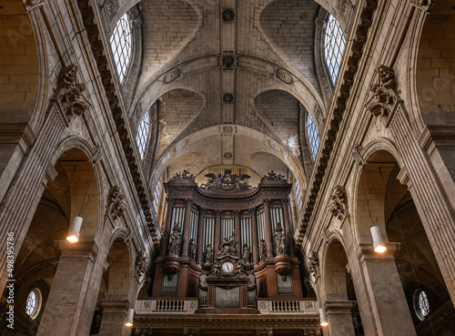 Saint Sulpice interior