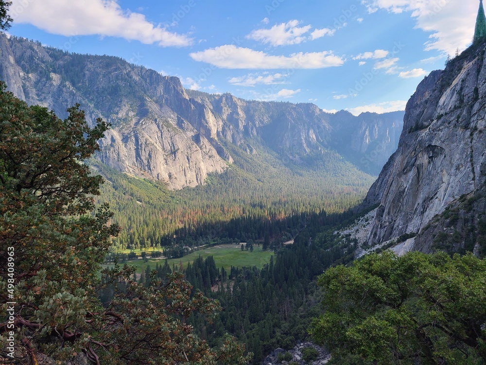 Yosemite Valley and the cliffs of Tenaya Canyon, Yosemite National Park, California